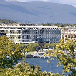 5* Отель Fairmont Grand